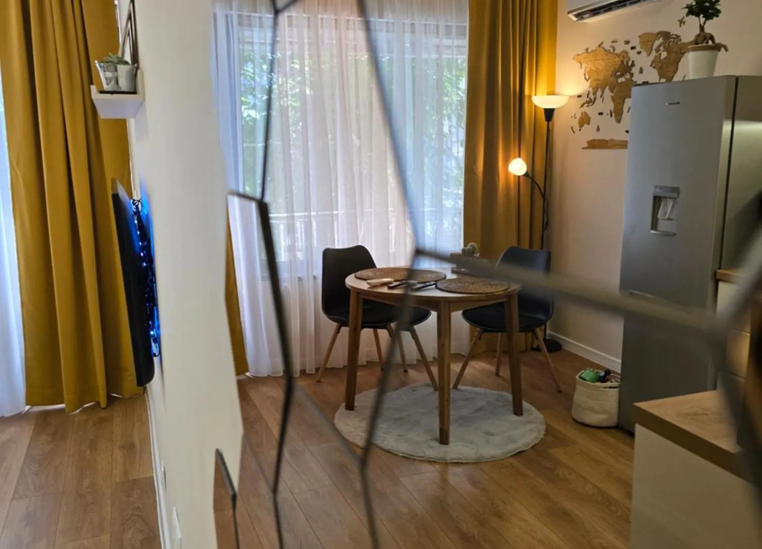 Cozy Apartment With Balcony, 5 Min Away From The Beach- Part Of The Family 'Vicki Apart Varna