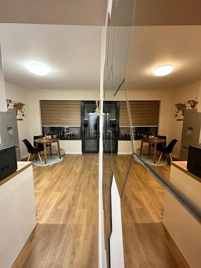 Cozy Apartment With Balcony, 5 Min Away From The Beach- Part Of The Family 'Vicki Apart Varna Bulgaria